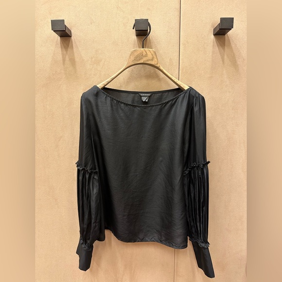Club Monaco black blouse with detailed arms, size small! - Picture 1 of 5